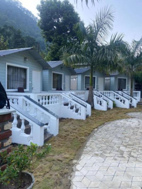 Glampers Resort